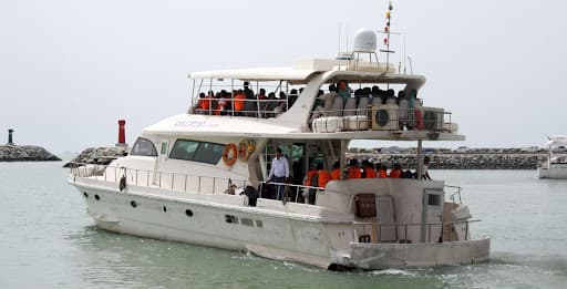 حمل و نقل جزایر هنگام هرمز و لارک | راهنمای کامل مسیرها با تخفیفان قشم