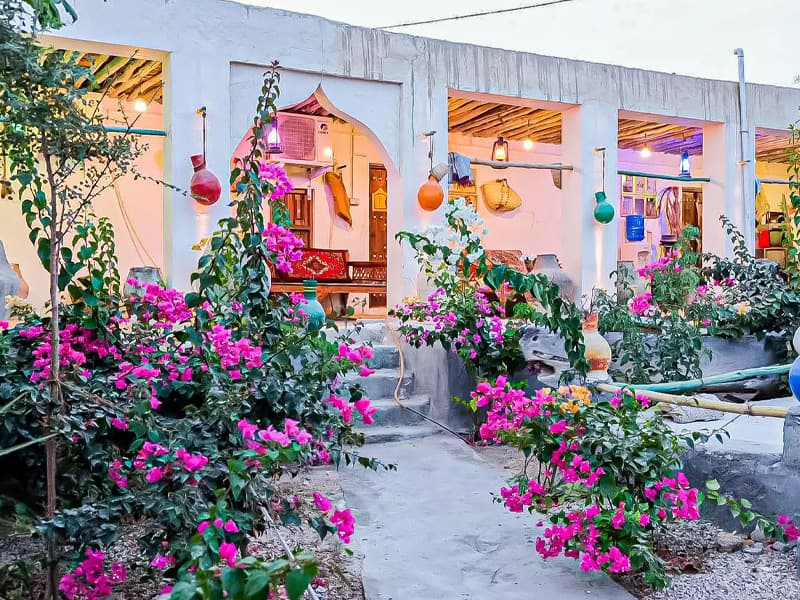 تخفیفان قشم: حجز الفنادق بأقل الأسعار